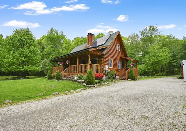 Homes for sale in Blandford, MA | 33 South Street, Blandford, MA 01008 | MLS# 73524938