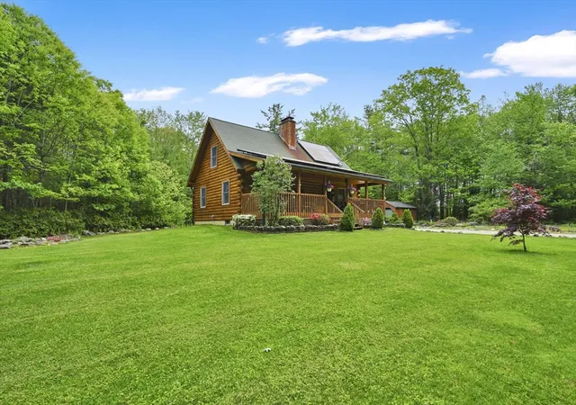 Homes for sale in Blandford, MA | 33 South Street, Blandford, MA 01008 | MLS# 73524938