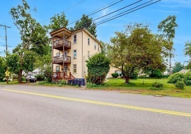 2nd image of 291 Broadway, Haverhill, MA 01832