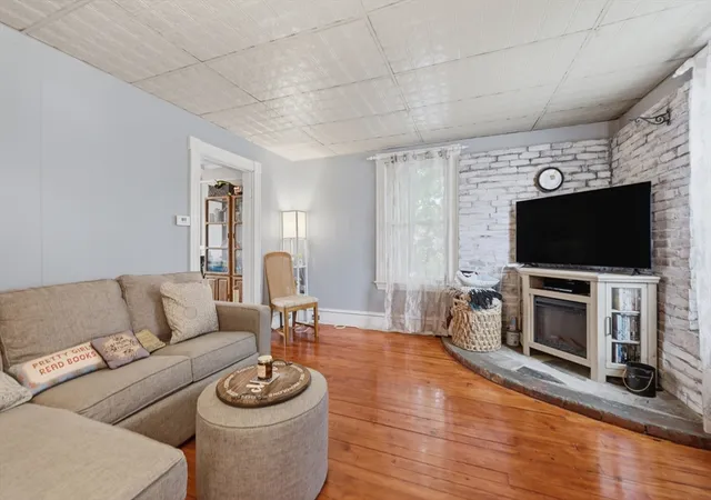 Homes for sale in Milford, MA | 29 S Bow Street, Milford, MA 01757 | MLS# 73519548