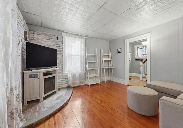 Homes for sale in Milford, MA | 29 S Bow Street, Milford, MA 01757 | MLS# 73519548