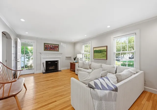 Homes for sale in Longmeadow, MA | 77 Pleasantview Avenue, Longmeadow, MA 01106 | MLS# 73531308