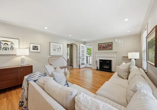 Homes for sale in Longmeadow, MA | 77 Pleasantview Avenue, Longmeadow, MA 01106 | MLS# 73531308