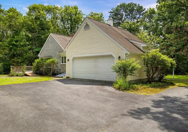 2nd image of 4 Woodspring Farm Ln, Sandwich, MA 02563 | MLS# 73565089
