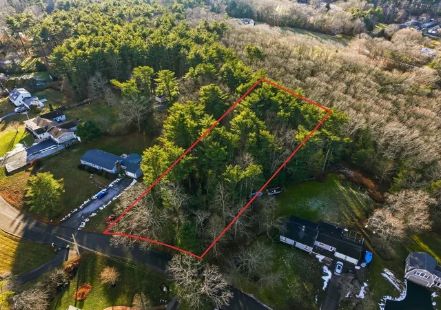 2nd image of 44 Deerhill Ln, Marshfield, MA 02050 | MLS# 73560409