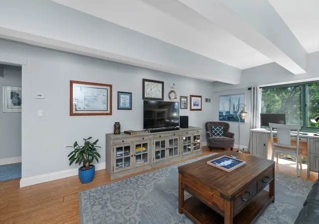 3rd image of Parris Landing, Boston, MA 02129