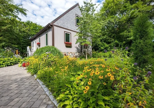 Photo 3 of Sale Pending at 104 Fir St, Fairhaven, MA 02719 | MLS# 73548234 | Listing updated on 2026-08-21