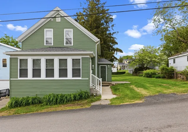 Homes for sale in Tiverton, RI | 200 Judson St, Tiverton, RI 02878 | MLS# 73545712