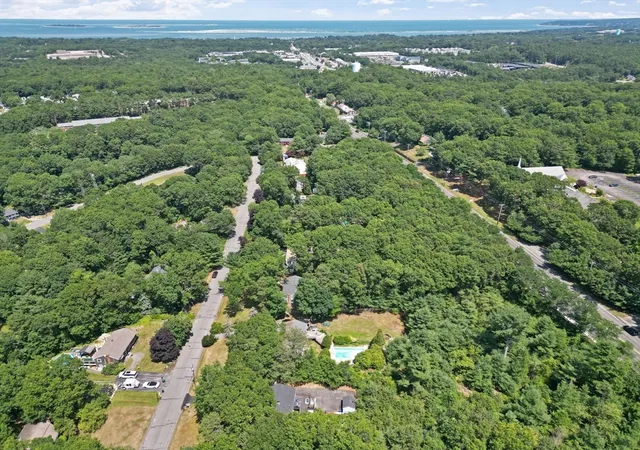 Photo 4 of Sale Pending at 16 Pequot Ter, Plymouth, MA 02360 | MLS# 73551476 | Listing updated on 2026-08-26