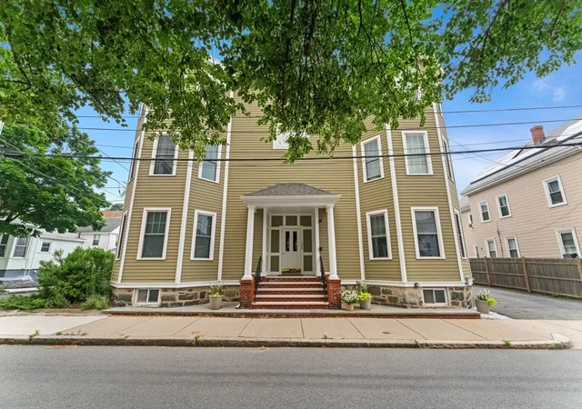 2nd image of 146 Clifton St, Malden, MA 02148