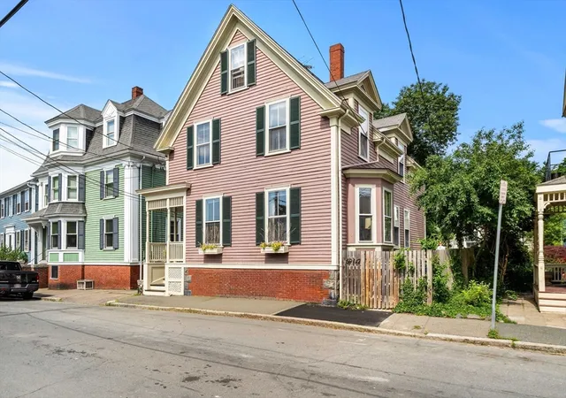 2nd image of 59 Summer St, Salem, MA 01970 | MLS# 73536939