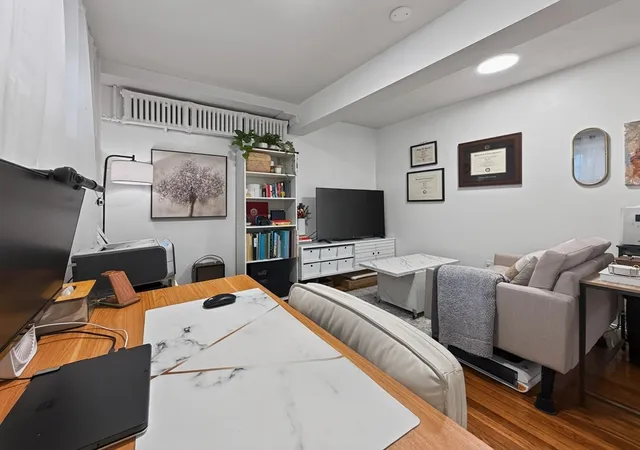 Listing Photo 4 - Condo for sale in building located at 24 Chiswick Rd, Boston, MA 02135 - Unit #24-A1
