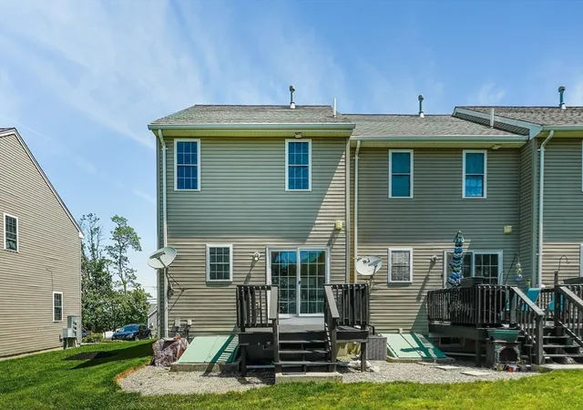 Homes for sale in Fall River, MA | 5055 North Main Street #3, Fall River, MA 02720 | MLS# 73528332