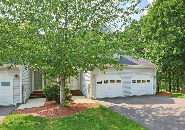 1st image of 42 Mountain Laurel Ln #42, Fitchburg, MA 01420 | MLS# 73551839