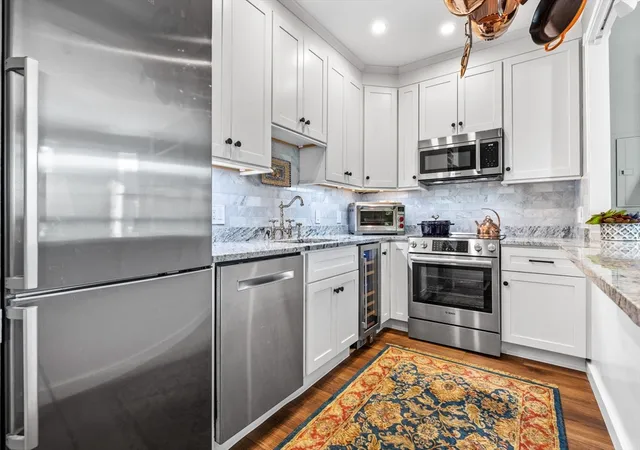 2nd image of 28 Worcester Square #4F, Boston, MA 02118 | MLS# 73497852