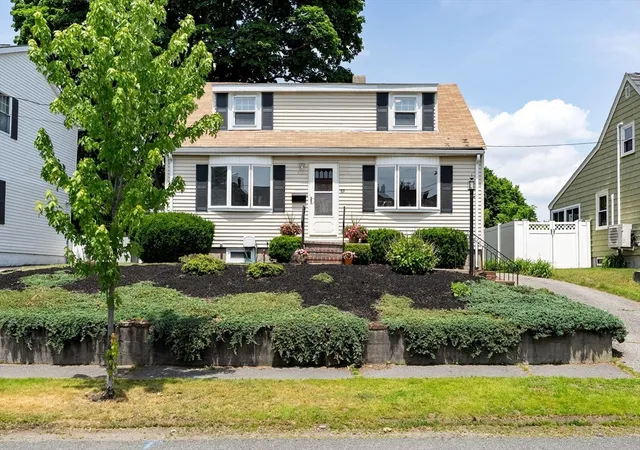 Homes for sale in Medford, MA | 53 Roberts Rd, Medford, MA 02155 | MLS# 73537148