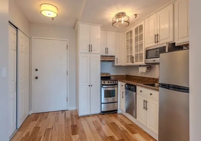 5th image of 3 Appleton St #505, Boston, MA 02116 | MLS# 73523592