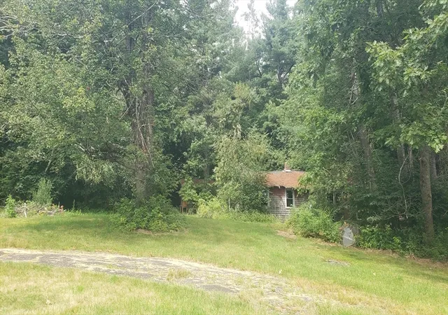 Photo 3 of Sale Pending at 25 North St, Blandford, MA 01008 | MLS# 73568572 | Listing updated on 2026-09-18
