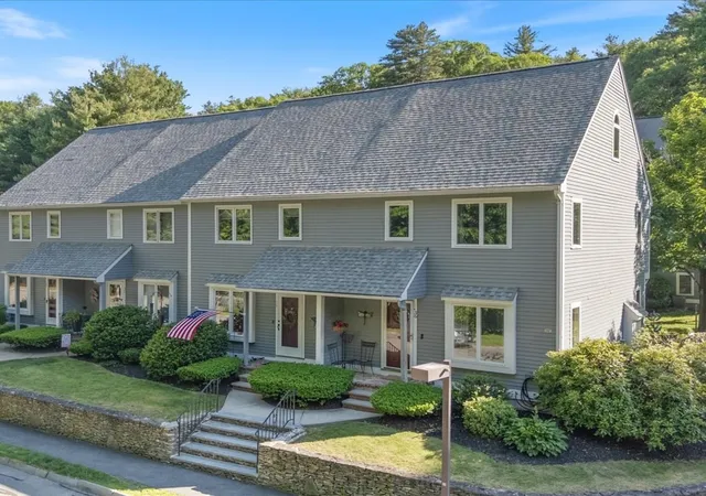 Homes for sale in Haverhill, MA | 34 Country Hollow Ln #34, Haverhill, MA 01832 | MLS# 73534501