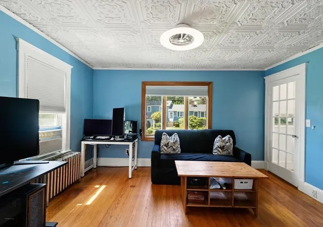 Listing Photo 4 - Condo for sale in building located at 7 Lawrence St, Beverly, MA 01915 - Unit #B