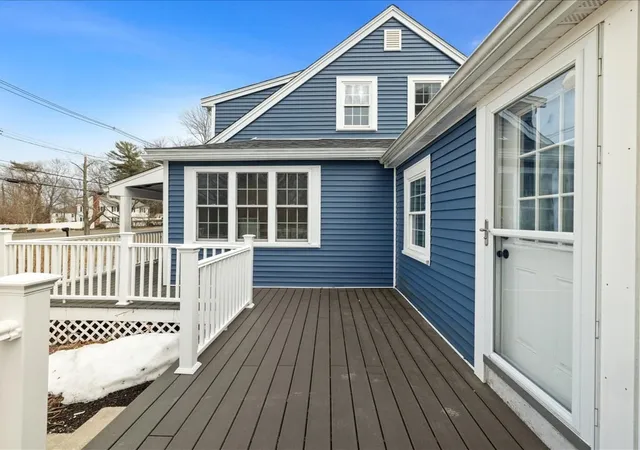 3rd image of 555 Webster St, Marshfield, MA 02050 | MLS# 73530220