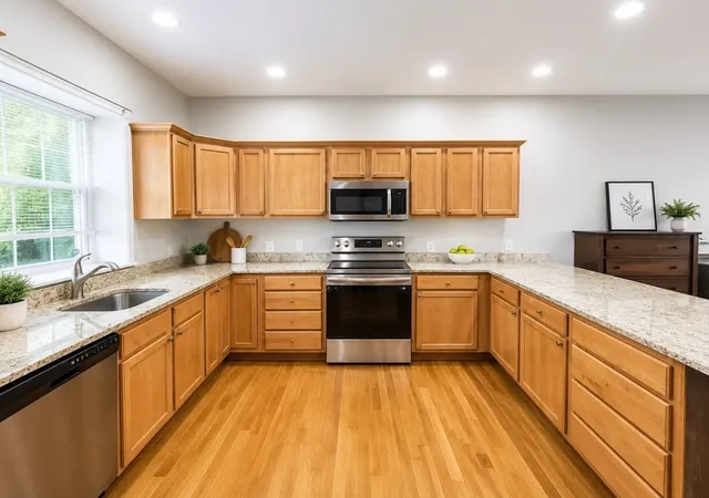2nd image of 31 33 Ashland #2, Haverhill, MA 01830 | MLS# 73554987