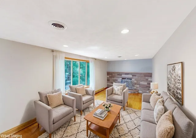 2nd image of 22 Starview Dr, Sudbury, MA 01776 | MLS# 73496826