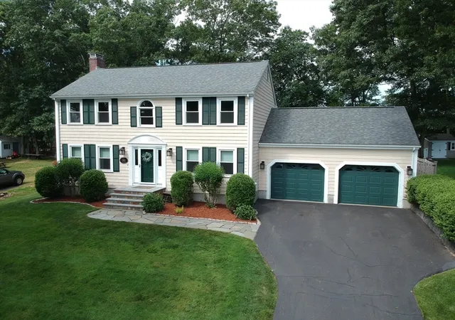Homes for sale in North Attleboro, MA | 103 Laurelwood Dr, North Attleboro, MA 02760 | MLS# 73545407