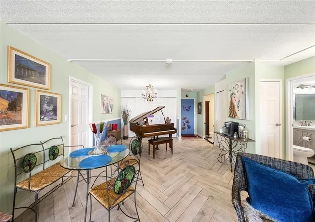 3rd image of 1500 Worcester Road #528, Framingham, MA 01702 | MLS# 73555942