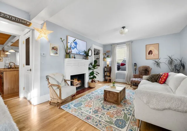 Homes for sale in Salem, MA | 72 Butler Street #2, Salem, MA 01970 | MLS# 73546295