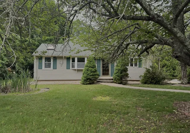 1st image of 68 Davis Rd, Westport, MA 02790 | MLS# 73535881