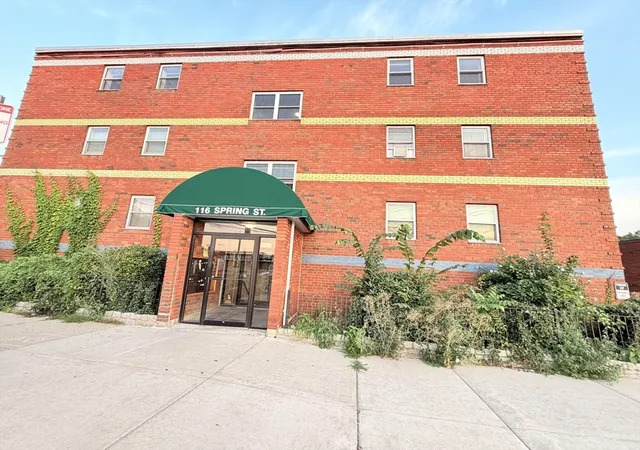 13th image of 116 Spring St #C10, West Roxbury, MA 02132 | MLS# 73562810