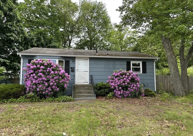Homes for sale in Rockland, MA | 22 Brookside Rd, Rockland, MA 02370 | MLS# 73526589