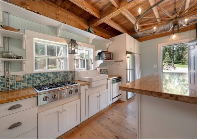 5th image of 316 Summer St, Marshfield, MA 02050 | MLS# 73491121