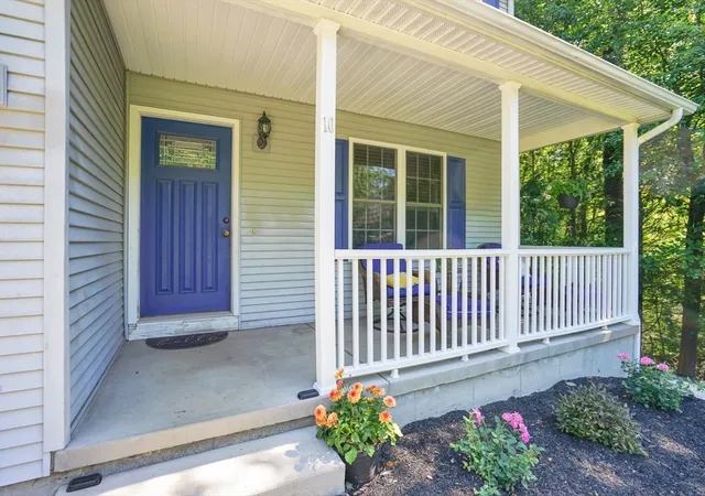 Homes for sale in Southwick, MA | 10 Reservoir Rd, Southwick, MA 01077 | MLS# 73534049