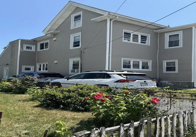 2nd image of 68 70 Russell St, Malden, MA 02148 | MLS# 73555084