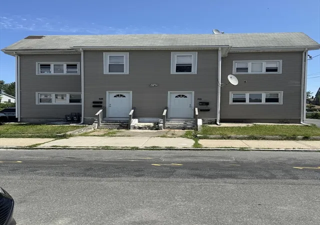 7th image of 68 70 Russell St, Malden, MA 02148 | MLS# 73555084