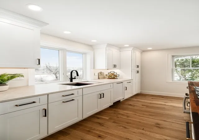 Photo 4 of Sale Pending at 145 Main St #4, Essex, MA 01929 | MLS# 73480623 | Listing updated on 2026-09-10