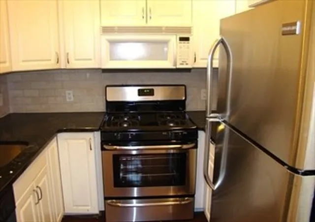 8th image of 111 W 8th St #K, Boston, MA 02127 | MLS# 73567838
