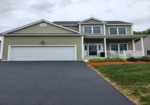 Homes for sale in Milford, MA | 20 Beaver Pond Rd #20, Milford, MA 01757 | MLS# 73527732