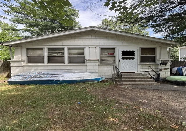 1st image of 55 Leitch St, Springfield, MA 01109 | MLS# 73560172