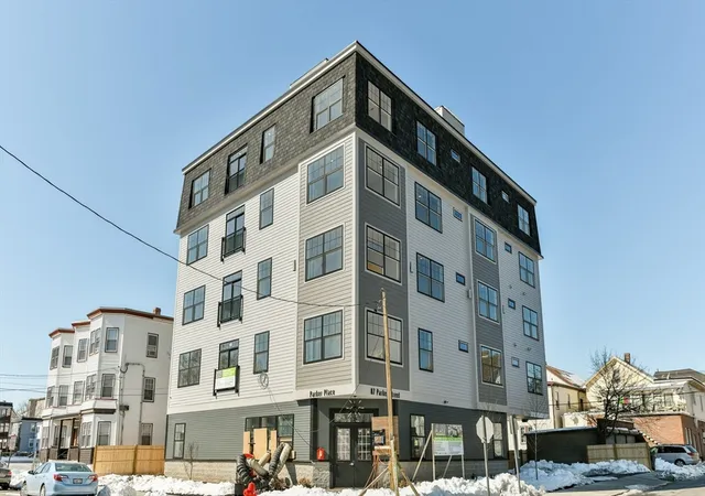3rd image of 87 Parker St #402, Chelsea, MA 02150 | MLS# 73558607