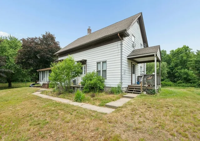 4th image of 180 Lincoln St, Blackstone, MA 01504 | MLS# 73539054