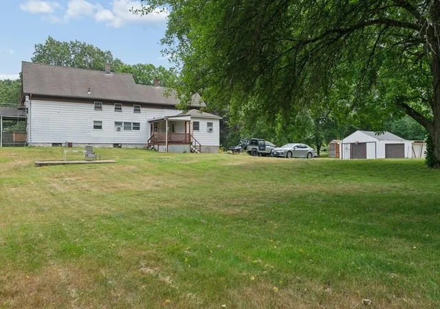 5th image of 180 Lincoln St, Blackstone, MA 01504 | MLS# 73539054