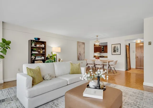 5th image of 45 Longwood Ave, Brookline, MA 02446