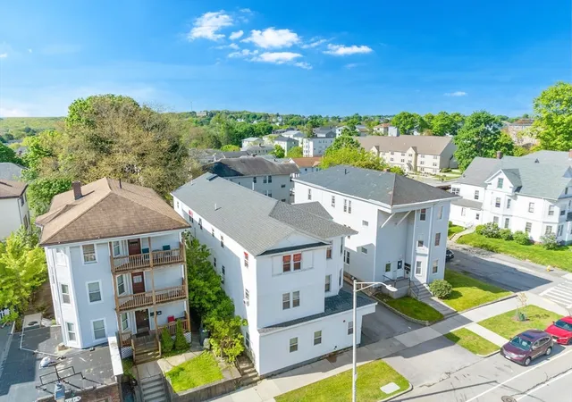 2nd image of 86 92 Hamilton St, Worcester, MA 01604 | MLS# 73529940