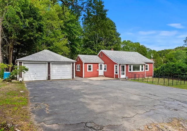 1st image of 2 Hill Top Ln, Rockport, MA 01966 | MLS# 73563800