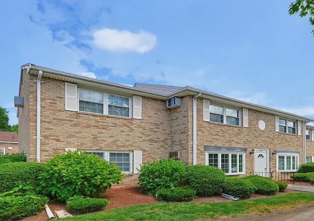 Homes for sale in Andover, MA | 80 A Washington Park Dr #1, Andover, MA 01810 | MLS# 73537371