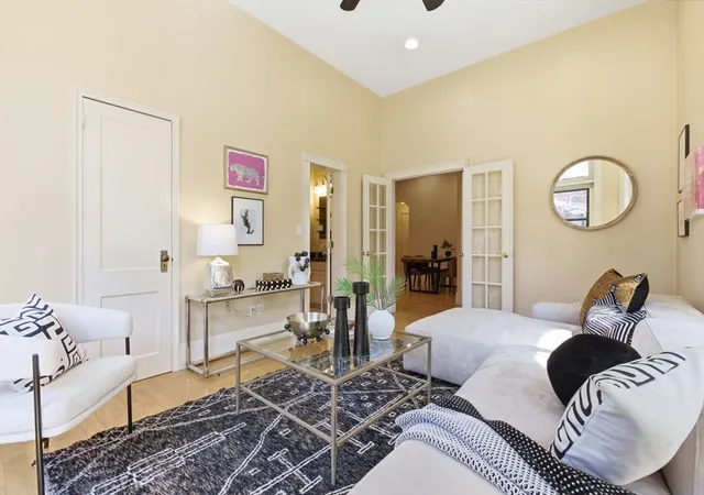 Homes for sale in Boston, MA | 271 Dartmouth, Boston, MA 02116