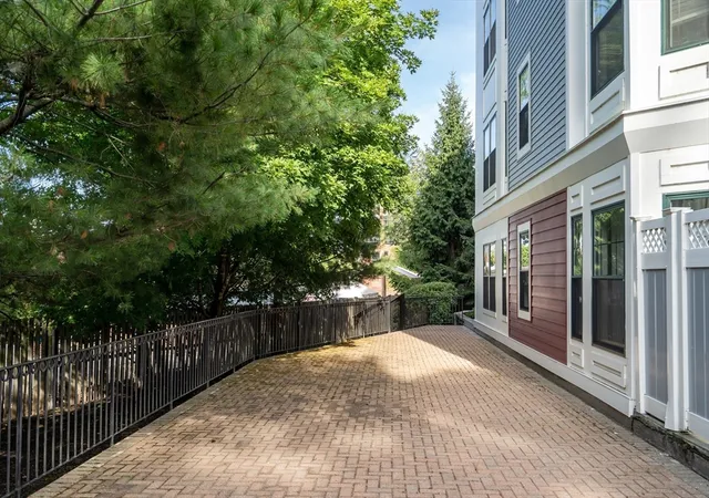 2nd image of 773 Concord Ave, Cambridge, MA 02138